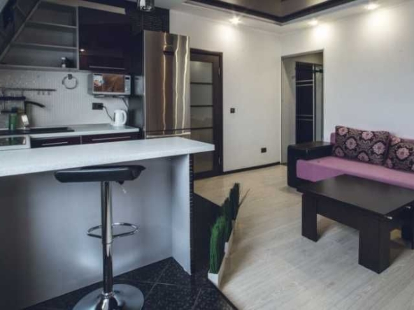 Дава се под наем Двустаен апартамент в Пловдив, Христо Смирненски - 64 кв.м за 219.3 € - Снимка #1