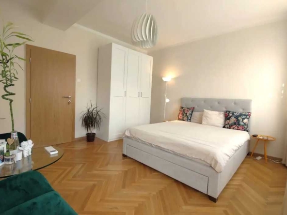 Дава се под наем Едностаен апартамент в Пловдив, Мараша - 39 кв.м за 178.5 € - Снимка #1