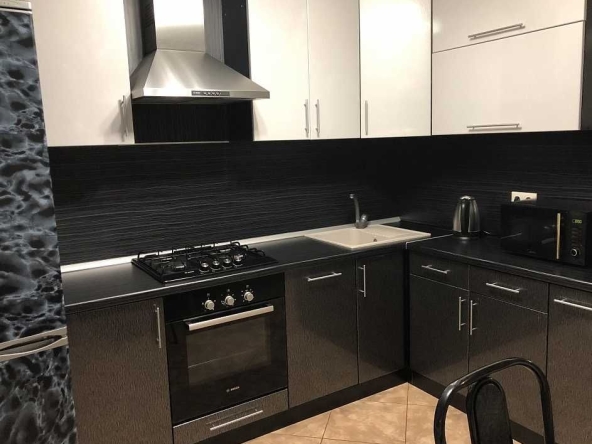 Дава се под наем Двустаен апартамент в Пловдив, Тракия - 55 кв.м за 306 € - Снимка #1