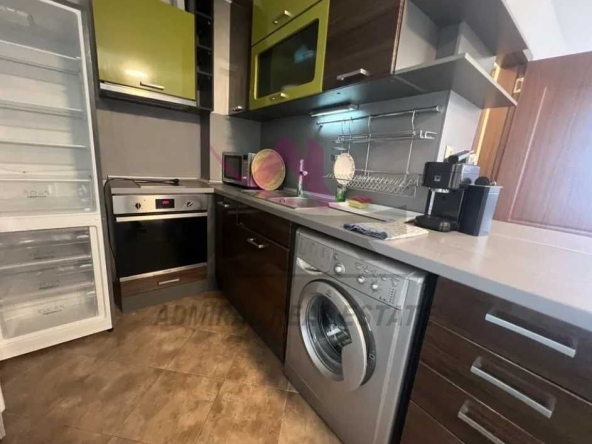 Дава се под наем Тристаен апартамент в Варна, ВИНС - 85 кв.м за 897.6 € - Снимка #1