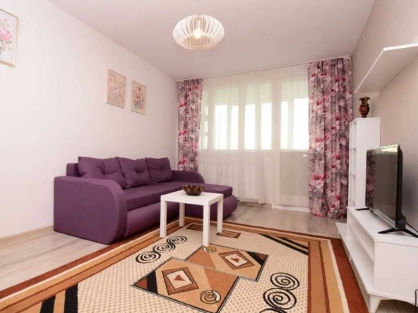 Дава се под наем Двустаен апартамент в Пловдив, Гагарин - 65 кв.м за 229.5 € - Снимка #1