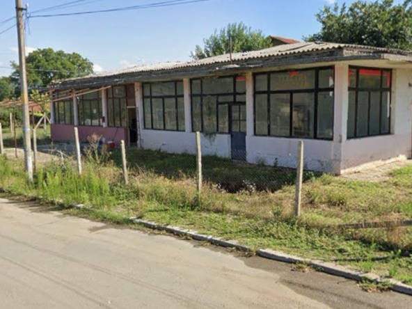 Заведение в с. Кликач, Област Бургас - 217 кв.м за 141 €/кв.м - Снимка #1