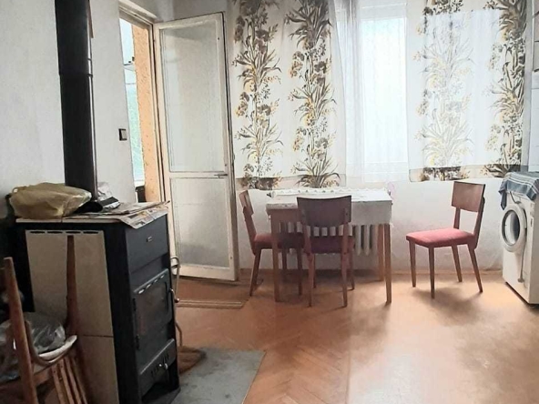Четиристаен апартамент в Търговище, Център - 83 кв.м за 1291 €/кв.м - Снимка #1