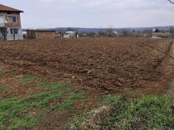 Парцел в с. Селци, Област Пловдив - 1200 кв.м за 21 €/кв.м - Снимка #1