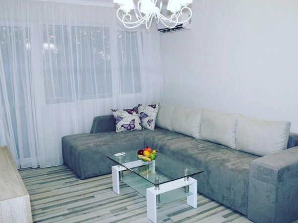 Дава се под наем Двустаен апартамент в Пловдив, Съдийски - 72 кв.м за 375 € - Снимка #1