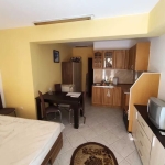 Дава се под наем Едностаен апартамент в Варна, Колхозен пазар - 28 кв.м за 200 € - Снимка #1