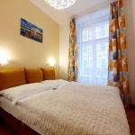 Дава се под наем Двустаен апартамент в Пловдив, Център - 72 кв.м за 306 € - Снимка #1