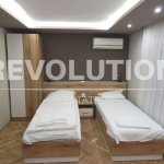 Дава се под наем Едностаен апартамент в Варна, Център - 40 кв.м за 398.82 € - Снимка #1