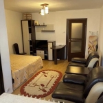 Дава се под наем Тристаен апартамент в Пловдив, Кършияка - 89 кв.м за 321.3 € - Снимка #1