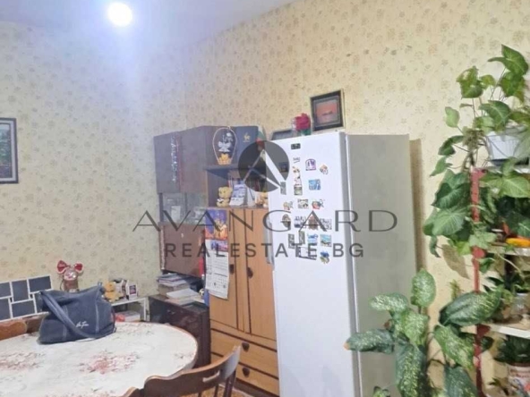 Тристаен апартамент в Пловдив, Тракия - 86 кв.м за 1512 €/кв.м - Снимка #1