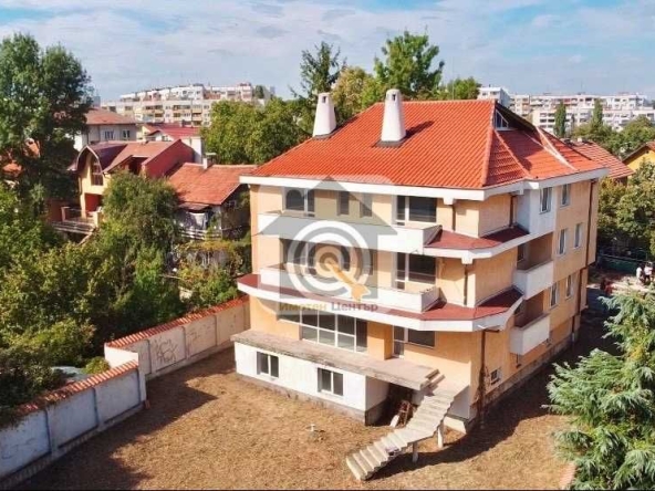 Къща в София, Овча купел - 704 кв.м за 1137 €/кв.м - Снимка #1