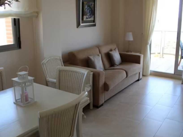 Дава се под наем Тристаен апартамент в Бургас, Ветрен - 110 кв.м за 357 € - Снимка #1