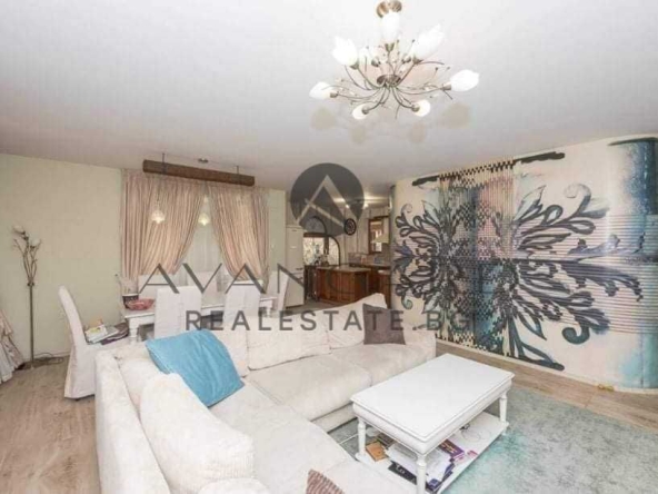 Тристаен апартамент в Пловдив, Остромила - 168 кв.м за 1399 €/кв.м - Снимка #1