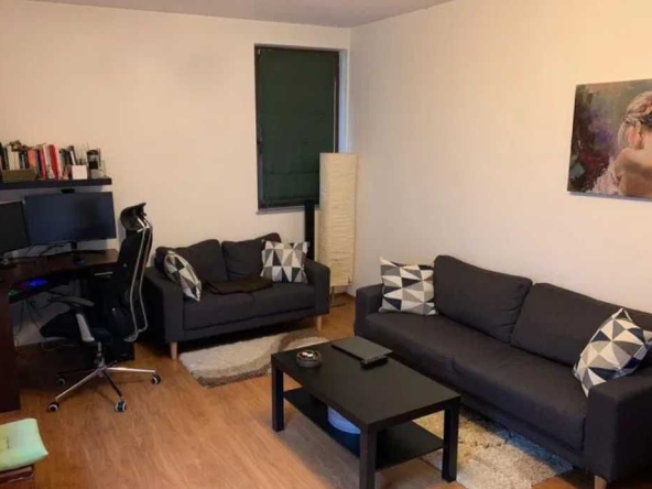 Дава се под наем Двустаен апартамент в Пловдив, Въстанически - 65 кв.м за 306 € - Снимка #1