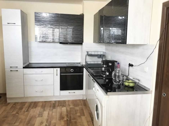 Тристаен апартамент в София, Дружба 2 - 93 кв.м за 905 €/кв.м - Снимка #1