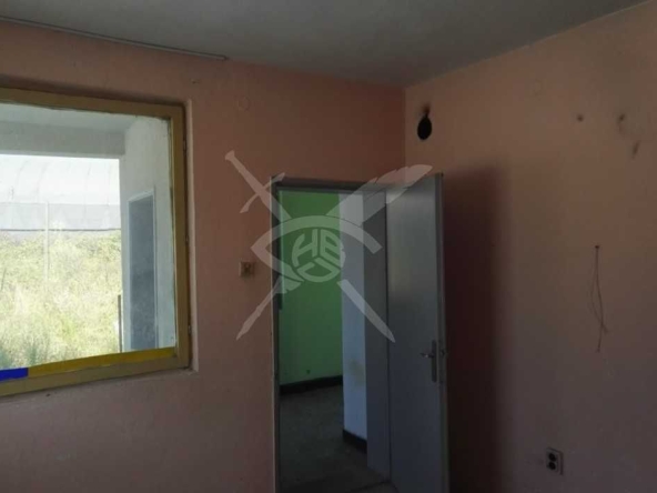Офис в Китен - 110 кв.м за 455 €/кв.м - Снимка #1