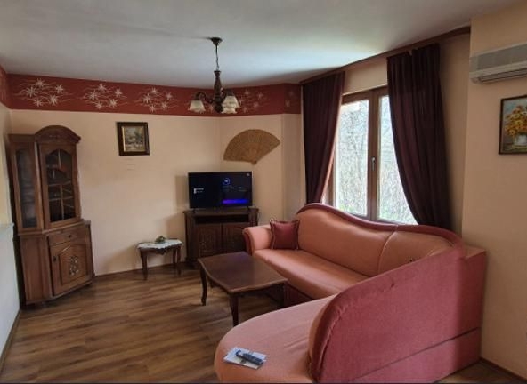 Дава се под наем Двустаен апартамент в Банкя - 70 кв.м за 727.77 € - Снимка #1