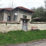 Къща в с. Ломци, Област Търговище - 100 кв.м за 153 €/кв.м - Снимка #1