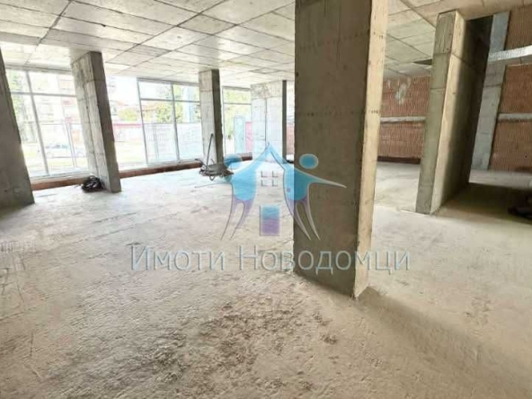 Магазин в Шумен, Тракия - 110 кв.м за 1646 €/кв.м - Снимка #1