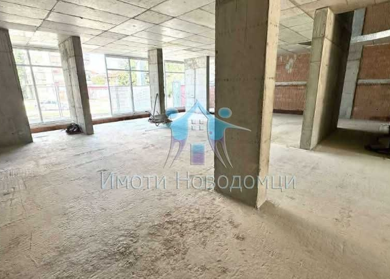 Магазин в Шумен, Тракия - 110 кв.м за 1716 €/кв.м - Снимка #1