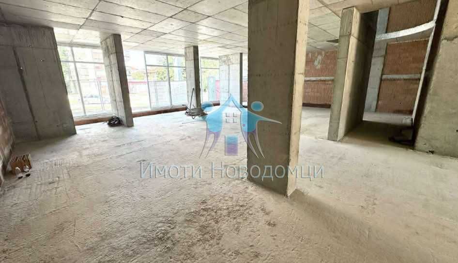 Магазин в Шумен, Тракия - 110 кв.м за 1716 €/кв.м - Снимка #1