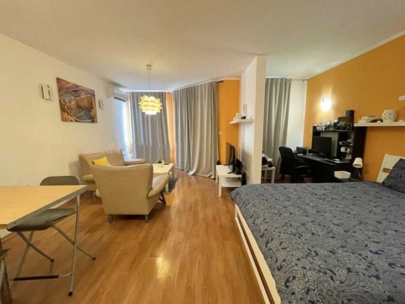 Дава се под наем Едностаен апартамент в София, Зона Б-19 - 50 кв.м за 428.91 € - Снимка #1