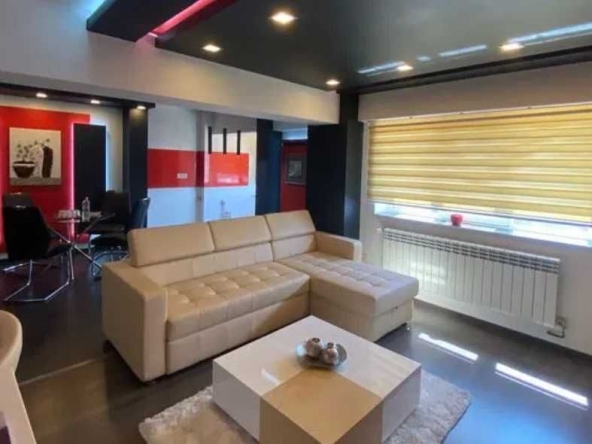 Дава се под наем Двустаен апартамент в Пловдив, Старият град - 65 кв.м за 336.6 € - Снимка #1