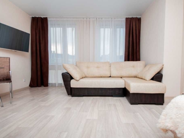 Дава се под наем Едностаен апартамент в Пловдив, Мараша - 45 кв.м за 153 € - Снимка #1