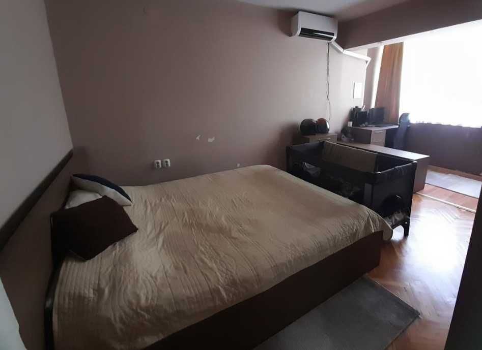 Дава се под наем  в Пловдив, Център - 20 кв.м за 91.8 € - Снимка #1