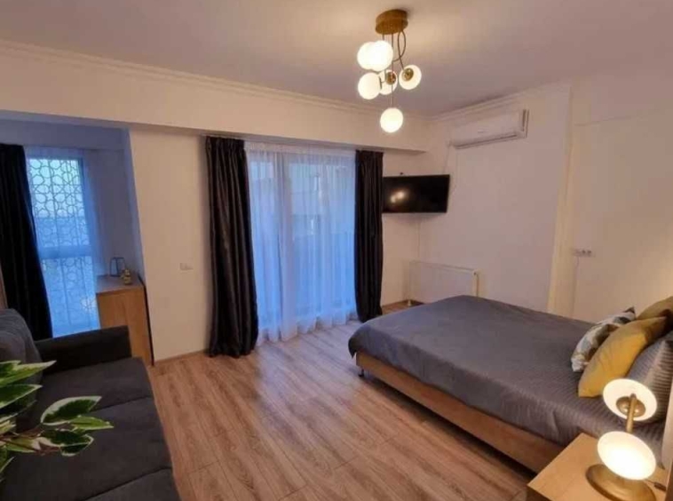 Дава се под наем Едностаен апартамент в Пловдив, Изгрев - 45 кв.м за 214.2 € - Снимка #1