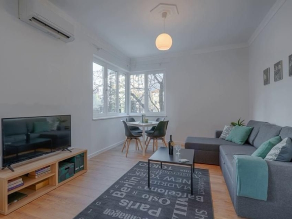 Дава се под наем Двустаен апартамент в София, Център - 62 кв.м за 850 € - Снимка #1