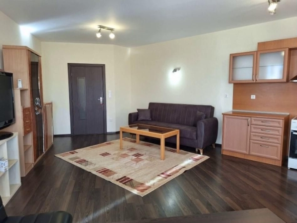 Дава се под наем Тристаен апартамент в София, Красно село - 98 кв.м за 718.08 € - Снимка #1