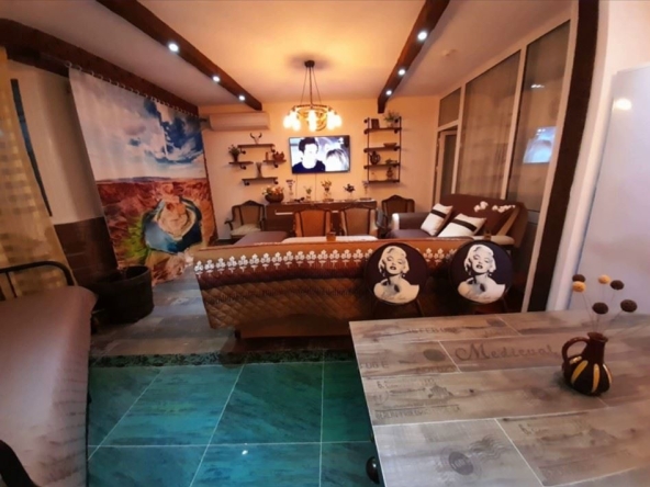 Дава се под наем Двустаен апартамент в София, Студентски град - 96 кв.м за 698.19 € - Снимка #1