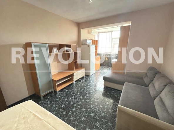 Дава се под наем Двустаен апартамент в Варна, Конфуто - 60 кв.м за 398.82 € - Снимка #1