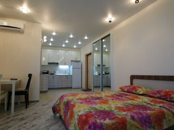 Дава се под наем Едностаен апартамент в Пловдив, Тракия - 50 кв.м за 249.9 € - Снимка #1