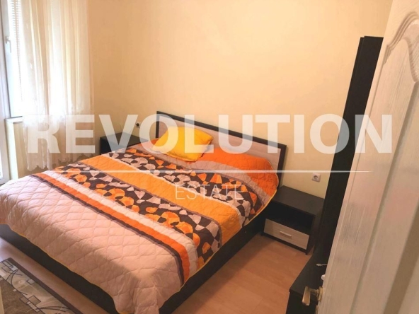 Дава се под наем Тристаен апартамент в Варна, Генералите - 100 кв.м за 600 € - Снимка #1