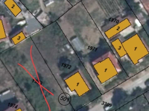 Парцел в Долни чифлик - 750 кв.м за 40 €/кв.м - Снимка #1