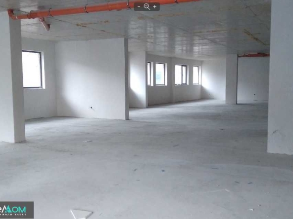 Дава се под наем Офис в Варна, Бриз - 400 кв.м за 4400 € - Снимка #1