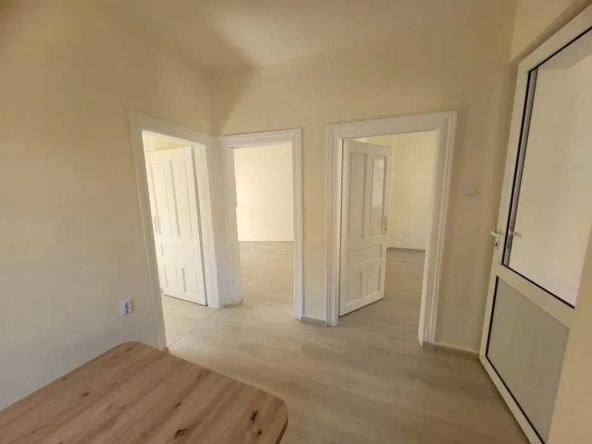 Етаж от къща в Пловдив, Център - 100 кв.м за 1900 €/кв.м - Снимка #1