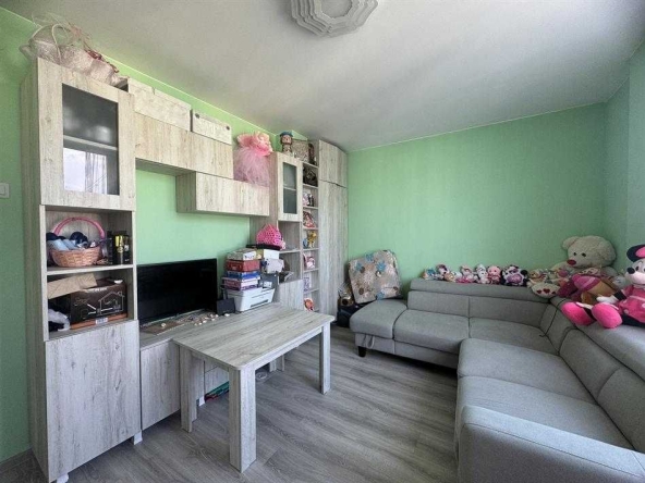 Двустаен апартамент в Габрово, Младост - 63 кв.м за 1094 €/кв.м - Снимка #1