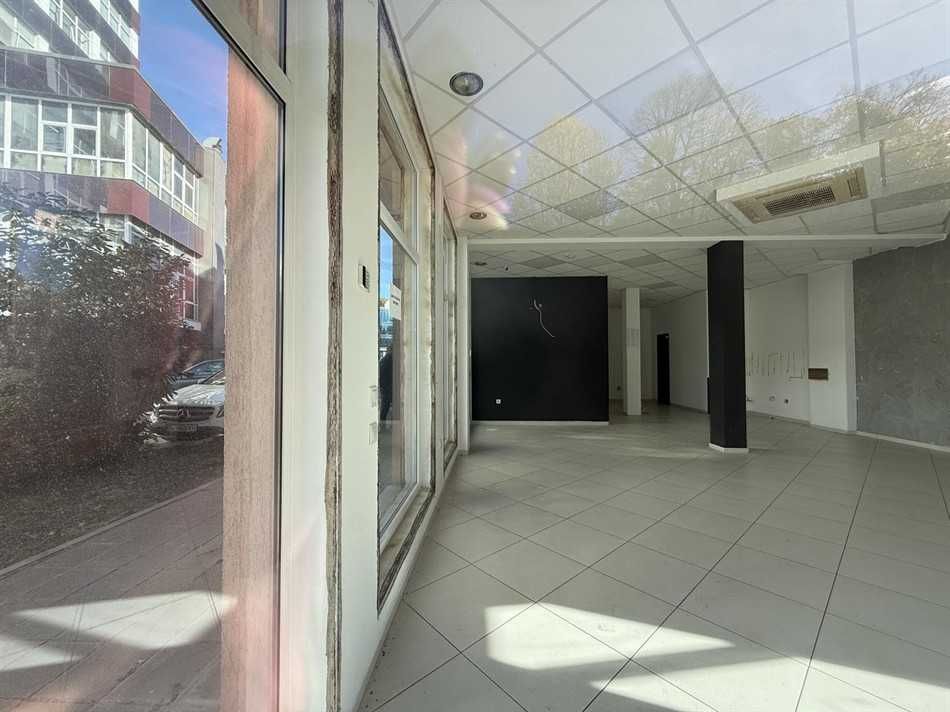 Дава се под наем Магазин в Габрово, Беленци - 1000 кв.м за 510 € - Снимка #1