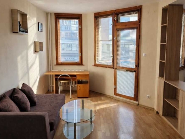 Дава се под наем Едностаен апартамент в София, Младост 1 - 50 кв.м за 577.32 € - Снимка #1