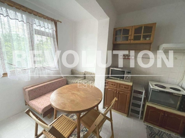 Дава се под наем Двустаен апартамент в Варна, Възраждане 1 - 50 кв.м за 250 € - Снимка #1