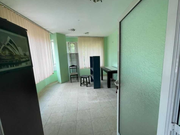 Дава се под наем Офис в Бургас, Славейков - 80 кв.м за 127.5 € - Снимка #1