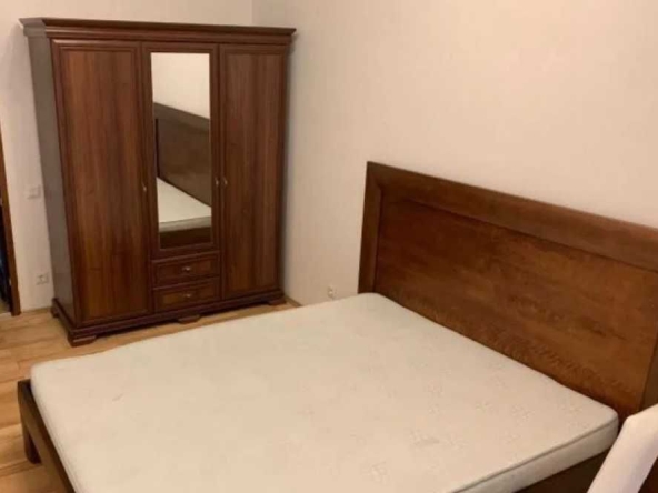 Дава се под наем Едностаен апартамент в Пловдив, Младежки Хълм - 40 кв.м за 173.4 € - Снимка #1