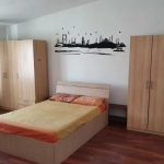 Дава се под наем Тристаен апартамент в Бургас, Център - 100 кв.м за 306 € - Снимка #1