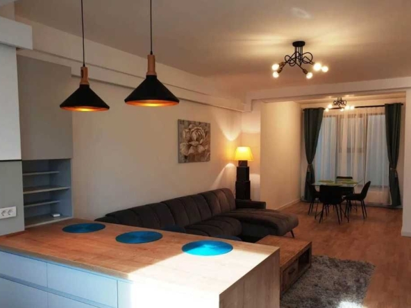 Дава се под наем Двустаен апартамент в Пловдив, Каменица 2 - 65 кв.м за 285.6 € - Снимка #1