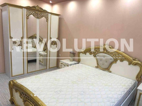 Дава се под наем Тристаен апартамент в Варна, Трошево - 80 кв.м за 700 € - Снимка #1