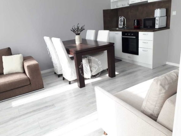 Двустаен апартамент в Варна, Център - 80 кв.м за 2738 €/кв.м - Снимка #1