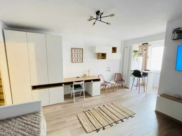 Дава се под наем  в Бургас, Зорница - 20 кв.м за 102 € - Снимка #1